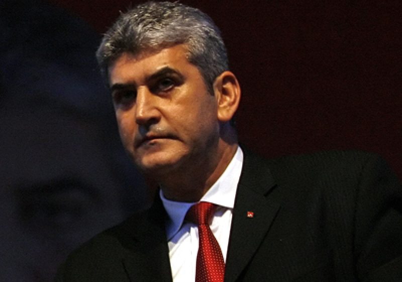 Baia Mare: Viceprim-ministrul Gabriel Oprea participă mâine la I.S.U. Maramureş la sfinţirea busturilor