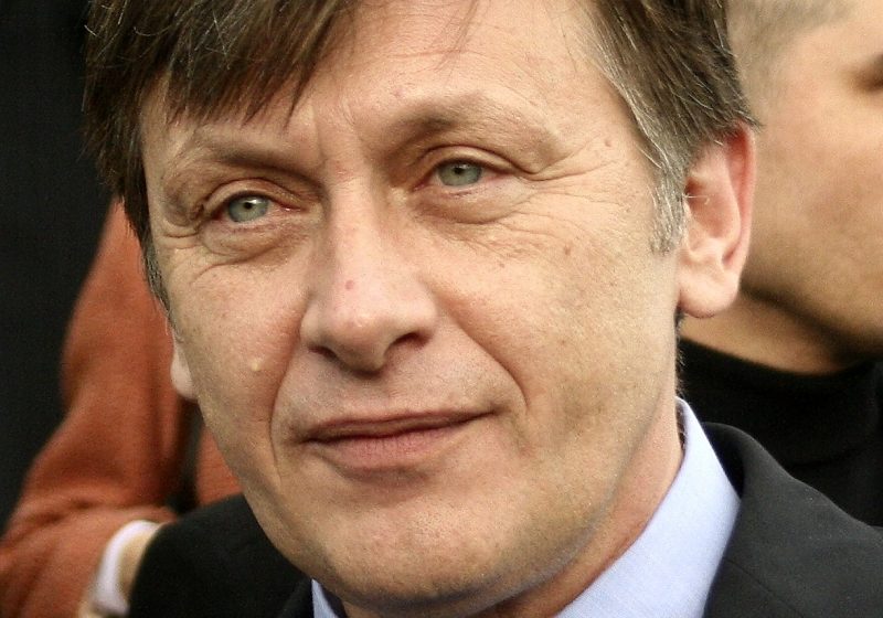 ANTONESCU: întrebat dacă va fi preşedinte în 2014:"N-am de unde să ştiu, viaţa mea nu depinde de asta" ANTONESCU: întrebat dacă va fi preşedinte în 2014:"N-am de unde să ştiu, viaţa mea nu depinde de asta"