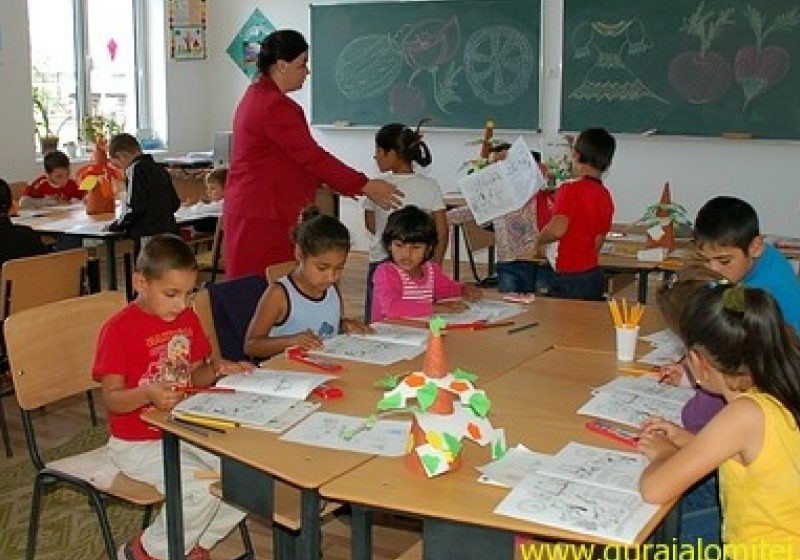 BANI: Aproape 9 milioane de lei, rămași necheltuiți din suma alocată pentru implementarea clasei zero BANI: Aproape 9 milioane de lei, rămași necheltuiți din suma alocată pentru implementarea clasei zero