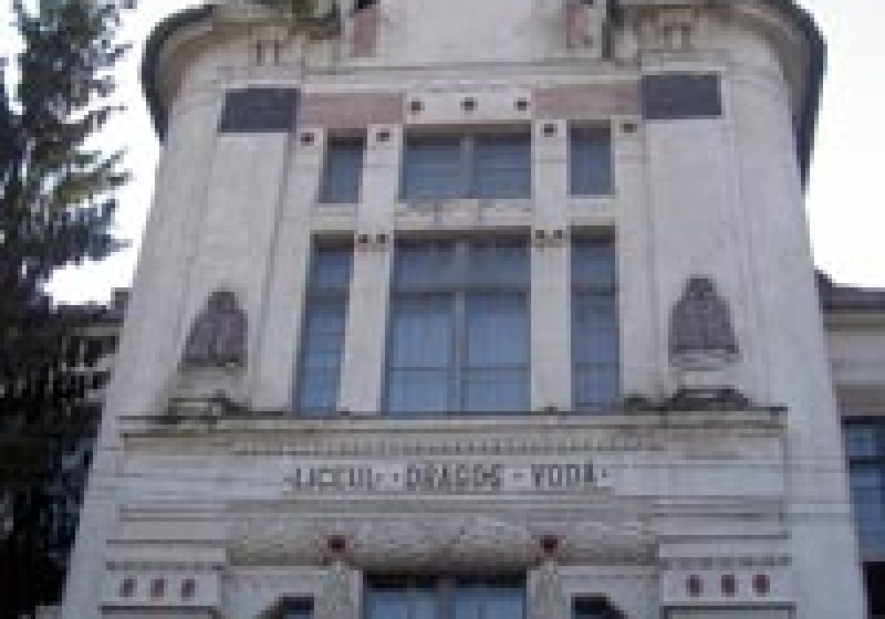 SIGHET: Vezi programul activităţilor dedicate Zilei Colegiului Naţional "Dragoş Vodă"