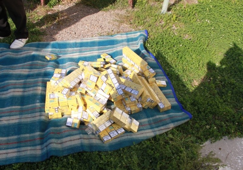 SIGHET: Contrabandist de 17 ani, cetăţean ucrainian, depistat cu ţigări în valoare de peste 98.000 lei