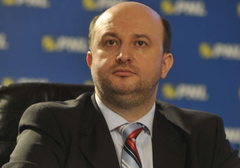 VESTE BUNĂ: Cota unică de impozitare rămâne neschimbată până în 2016, spune ministrul Chițoiu
