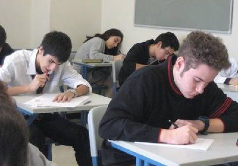 NOUTATE: Admiterea la liceu se va face, din 2015, cu medie de minimum 5