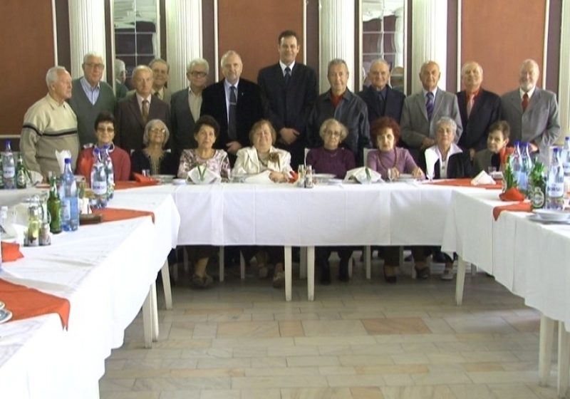 SIGHET:  Aproximativ 30 de membri ai Asociației Medicilor Pensionari ”Sf.Luca” din Sighet au sărbătorit întâlnirea anuală