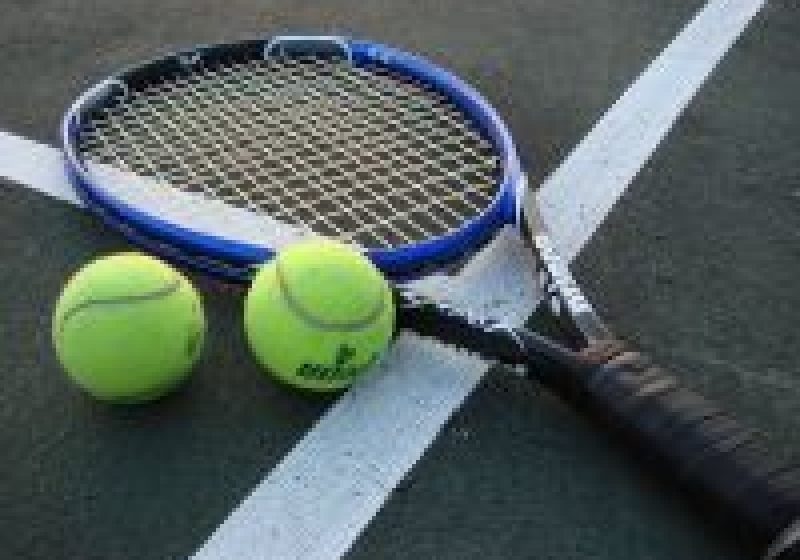 SIGHET: Iulia Duna a ajuns până în finala turneului BT Tennis Cup, desfăşurat la Cluj SIGHET: Iulia Duna a ajuns până în finala turneului BT Tennis Cup, desfăşurat la Cluj