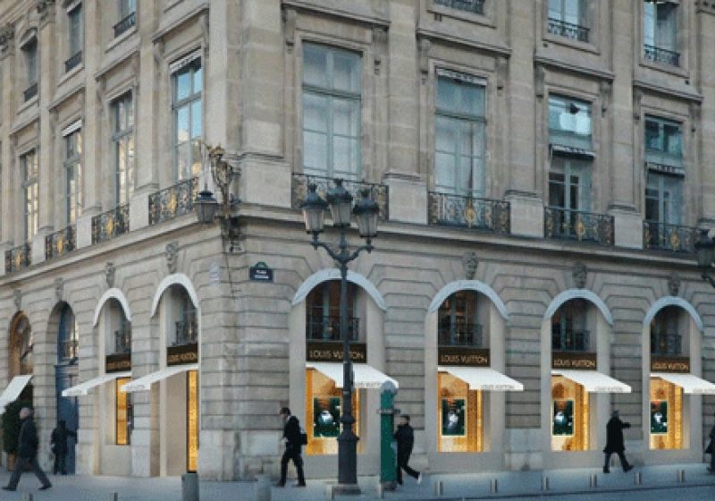 HOŢI DE LUX: Grupare formată din români şi moldoveni, suspectată de comiterea unui jaf de un milion euro la Paris HOŢI DE LUX: Grupare formată din români şi moldoveni, suspectată de comiterea unui jaf de un milion euro la Paris