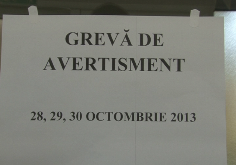 MARAMUREŞ: Dascălii au intrat de astăzi în grevă de avertisment