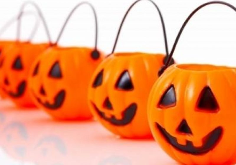SIGHET: Asociaţia Surdo Muţilor din oraş organizează Seara Halloween, luni 27 octombrie