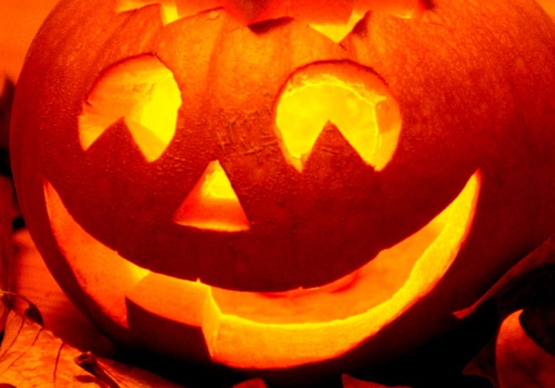ÎN ACEASTĂ SEARĂ: La Tv Sighet..în pas cu Halloween-ul!