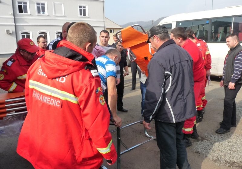 BAIA MARE: Pompierii maramureşeni vor fi instruiţi cum să utilizeze remorca de asistenţă medicală avansată