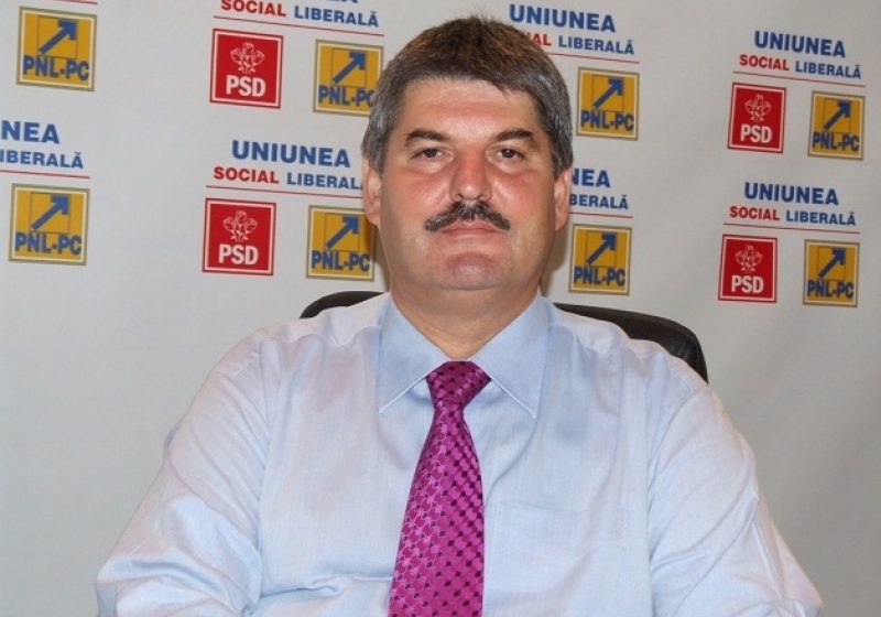 DEMERS: Problemele elevilor din Repedea, aduse la cunoştinţa Guvernului de senatorul liberal Liviu Titus Paşca