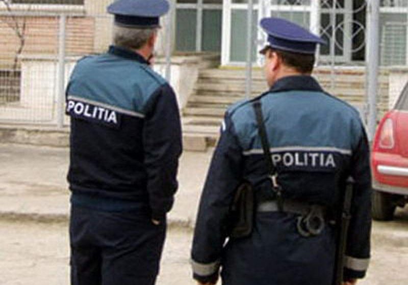 OCNA ŞUGATAG: Cercetat de poliţişti pentru lovire şi conducere sub influenţa băuturilor alcoolice OCNA ŞUGATAG: Cercetat de poliţişti pentru lovire şi conducere sub influenţa băuturilor alcoolice