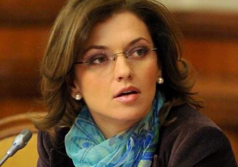 PROPUNERE LEGISLATIVĂ: PNL a iniţiat o modificare a Codului penal pentru eliminarea sancţiunilor la critici aduse justiţiei