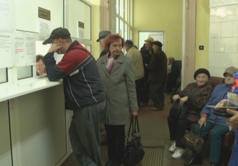 SIGHET: Ajutor bănesc pentru pensionarii cu venituri sub 600 de lei din partea CARP