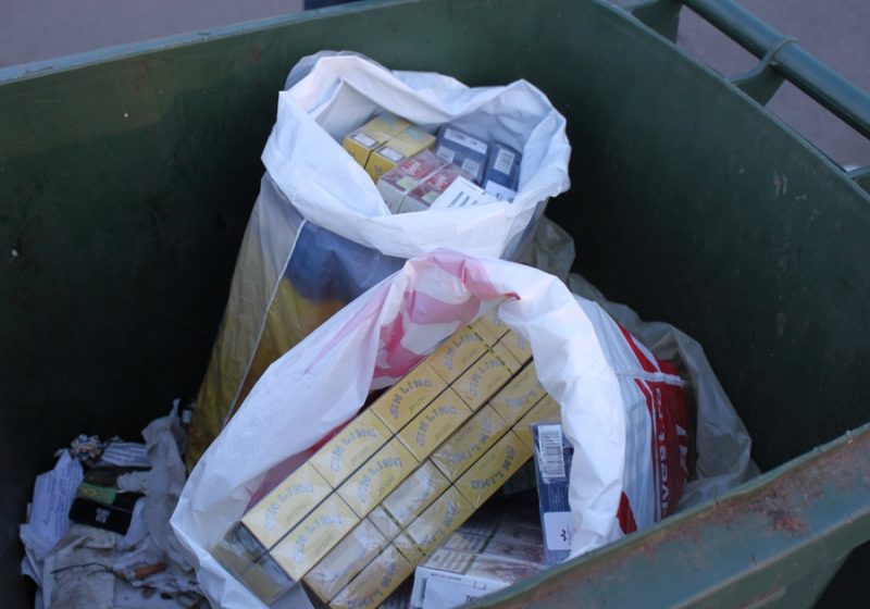 SIGHET: Ţigări de contrabandă transportate cu pubela SIGHET: Ţigări de contrabandă transportate cu pubela