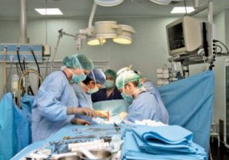 VEȘTI BUNE: Veniturile rezidenților ar putea fi suplimentate cu o serie de burse acordate de MEN