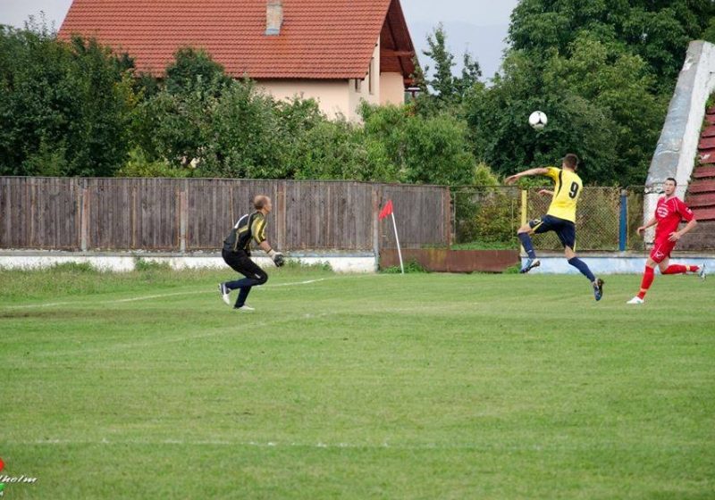 FOTBAL: CSM Sighet a învins cu 8-1 Brișca Sarasău FOTBAL: CSM Sighet a învins cu 8-1 Brișca Sarasău