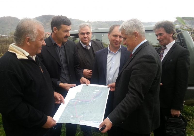SIGHET: Podul peste Tisa, motiv de întâlnire între oficialităţile judeţene