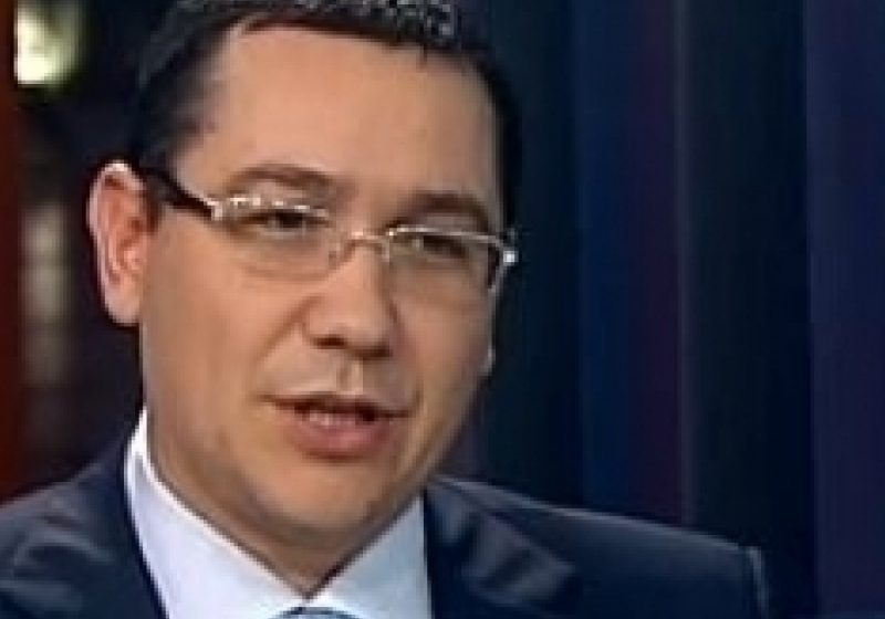 PONTA: Guvernul îşi va asuma răspunderea pe proiectul legii descentralizării