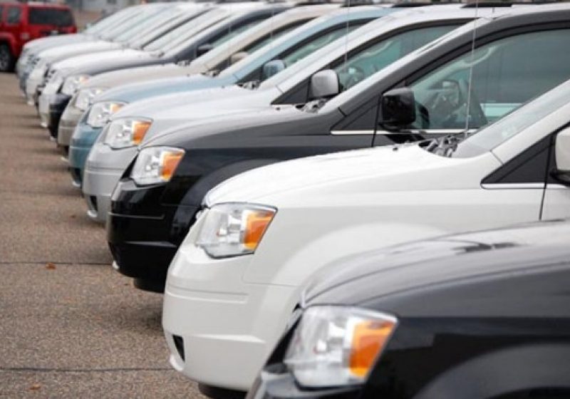 STUDIU: Piaţa auto europeană va creşte în 2014, pentru prima dată în şapte ani