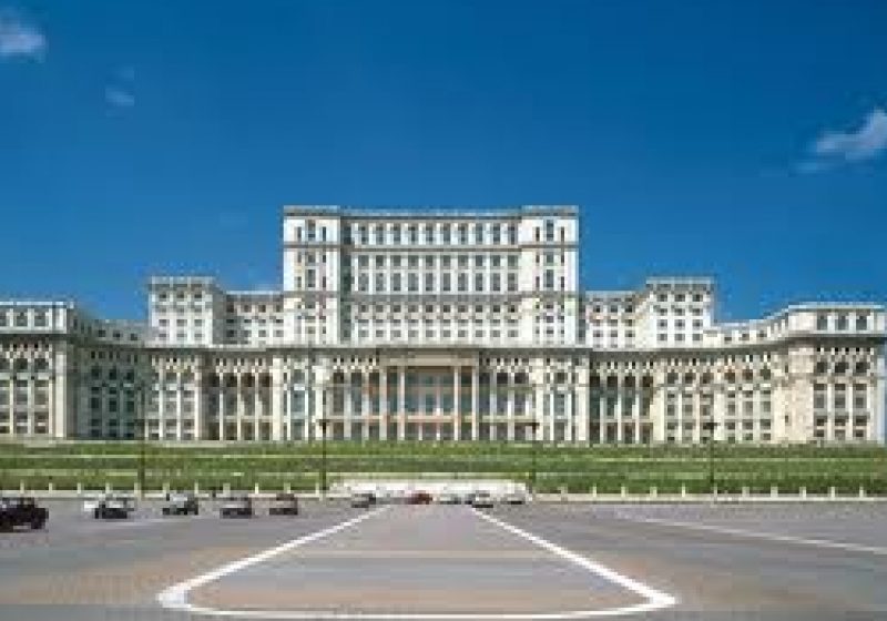 Zgonea vrea să recepţioneze clădirea Palatului Parlamentului, pentru a se putea accesa fonduri europene