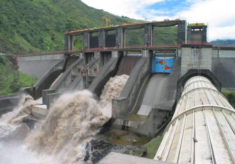 AFACERI: Hidroelectrica vrea să vândă în ianuarie alte 14 microhidrocentrale, pentru 10,4 milioane de euro