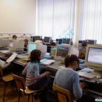 Noile legi ale Educației pot schimba din temelii învățământul din România
