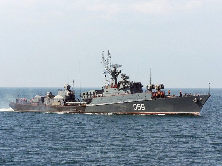 UCRAINA: Flota rusă din Marea Neagră dezminte că militari ai săi ocupă aeroportul din Crimeea UCRAINA: Flota rusă din Marea Neagră dezminte că militari ai săi ocupă aeroportul din Crimeea