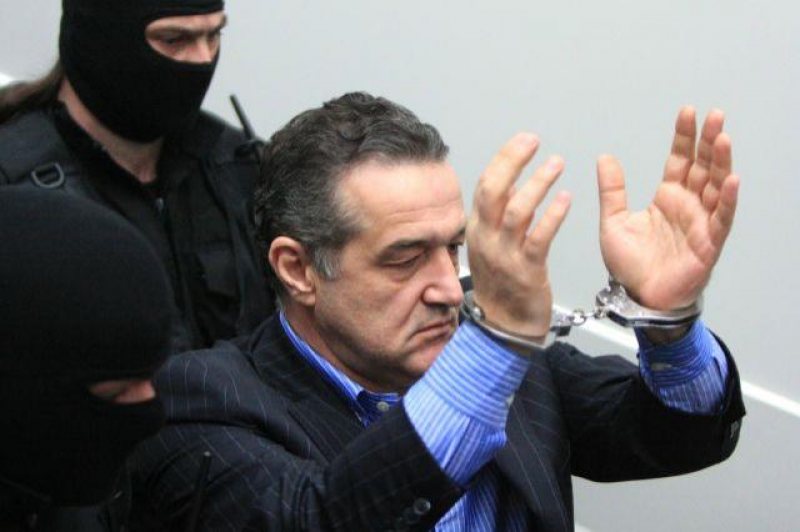 CONTESTAŢIE RESPINSĂ: Gigi Becali rămâne încarcerat în regim deschis CONTESTAŢIE RESPINSĂ: Gigi Becali rămâne încarcerat în regim deschis