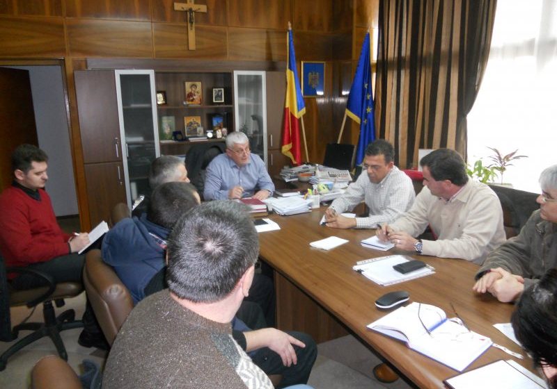 MARAMUREŞ: Prefectul Anton Rohian a convocat o întâlnire pentru a discuta problemele ce pot afecta siguranţa traficului rutier pe DN 18, zona Gutâi