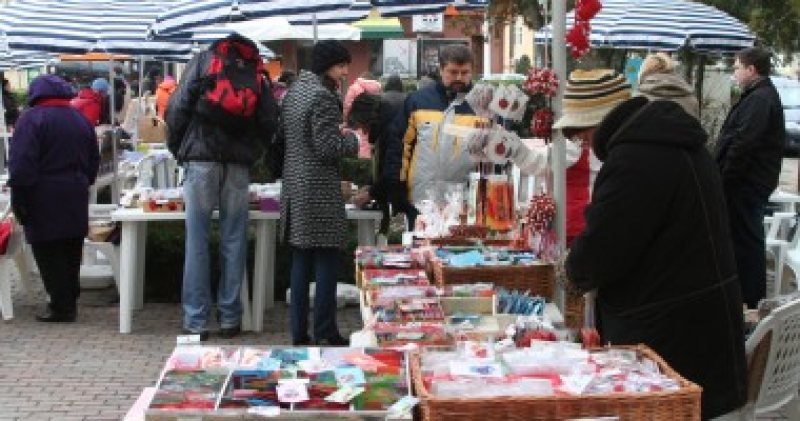 MARTIE: Târgul "De Mărţişor", în perioada 24 februarie – 8 martie, la Muzeul Satului din Capitală MARTIE: Târgul "De Mărţişor", în perioada 24 februarie – 8 martie, la Muzeul Satului din Capitală