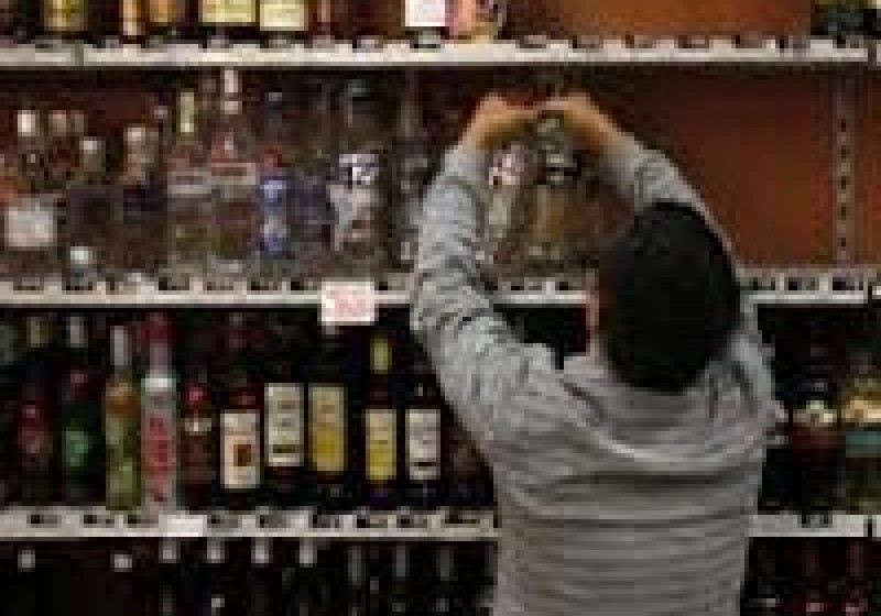 SIGHET: Controale pentru prevenirea şi combaterea evaziunii fiscale în domeniul comercializării alcoolului SIGHET: Controale pentru prevenirea şi combaterea evaziunii fiscale în domeniul comercializării alcoolului