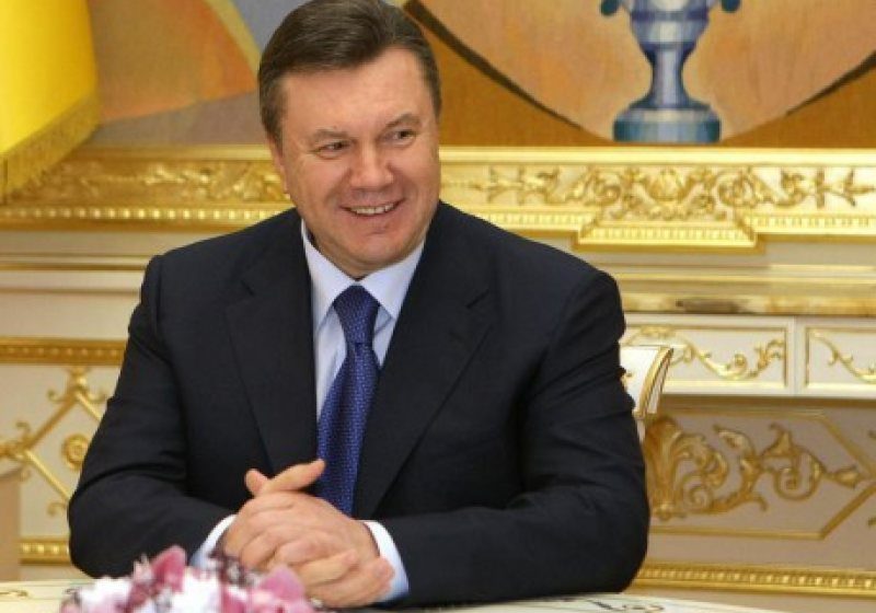 UCRAINA: Ianukovici se află pe teritoriul Ucrainei; unele media ucrainene susțin că la baza maritimă rusă din Crimeea
