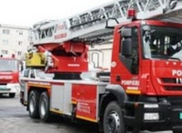 MARAMUREŞ: Pompierii vor primi o autoscară de peste 30 de metri