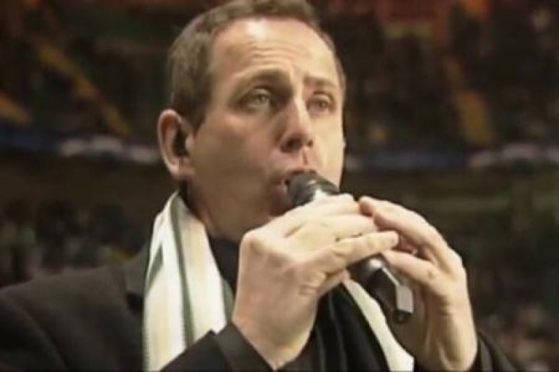 BACĂU: Tenorul John Innes va susține un concert extraordinar acompaniat de Filarmonica "Mihail Jora" BACĂU: Tenorul John Innes va susține un concert extraordinar acompaniat de Filarmonica "Mihail Jora"