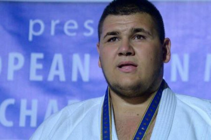 JUDO: Daniel Natea și Vlăduț Simionescu au obținut câte o victorie la categoria +100 kg a Grand Prix-ului de la Samsun JUDO: Daniel Natea și Vlăduț Simionescu au obținut câte o victorie la categoria +100 kg a Grand Prix-ului de la Samsun