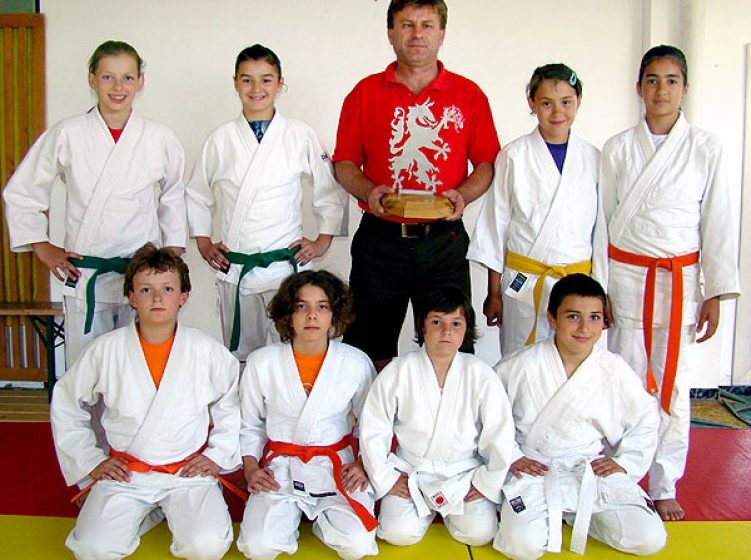 JUDO: Nu au bani, dar au rezultate JUDO: Nu au bani, dar au rezultate