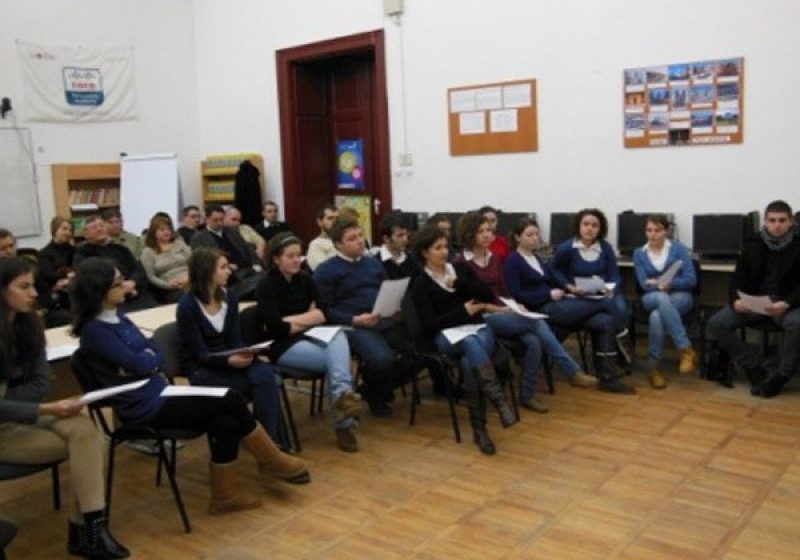 MARAMUREŞ: Mâine vor avea loc cercurile pedagogice ale educatorilor, învăţătorilor şi profesorilor MARAMUREŞ: Mâine vor avea loc cercurile pedagogice ale educatorilor, învăţătorilor şi profesorilor
