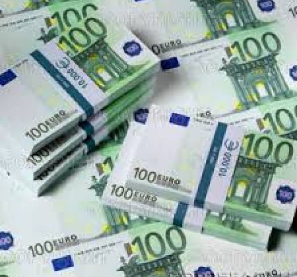 SPRIJIN: Autoritățile române au semnat contracte de fonduri europene în valoare de peste 300 milioane euro SPRIJIN: Autoritățile române au semnat contracte de fonduri europene în valoare de peste 300 milioane euro