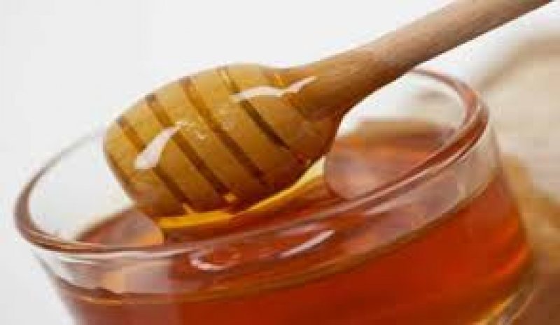 ECO: De ce este periculos să punem miere în băuturile fierbinţi ECO: De ce este periculos să punem miere în băuturile fierbinţi