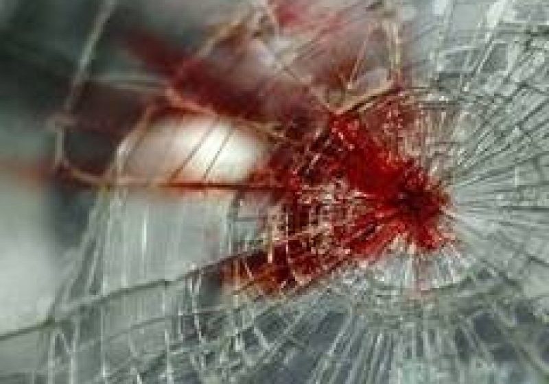 NĂNEŞTI: Un sighetean a suferit leziuni grave după ce s-a izbit cu maşina de un stâlp NĂNEŞTI: Un sighetean a suferit leziuni grave după ce s-a izbit cu maşina de un stâlp