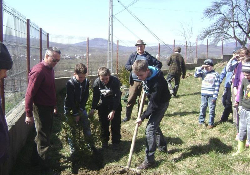 CRASNA VIŞEULUI: Activităţi derulate în cadrul săptămânii “Şcoala altfel: Să ştii mai multe, să fii mai bun!” CRASNA VIŞEULUI: Activităţi derulate în cadrul săptămânii “Şcoala altfel: Să ştii mai multe, să fii mai bun!”