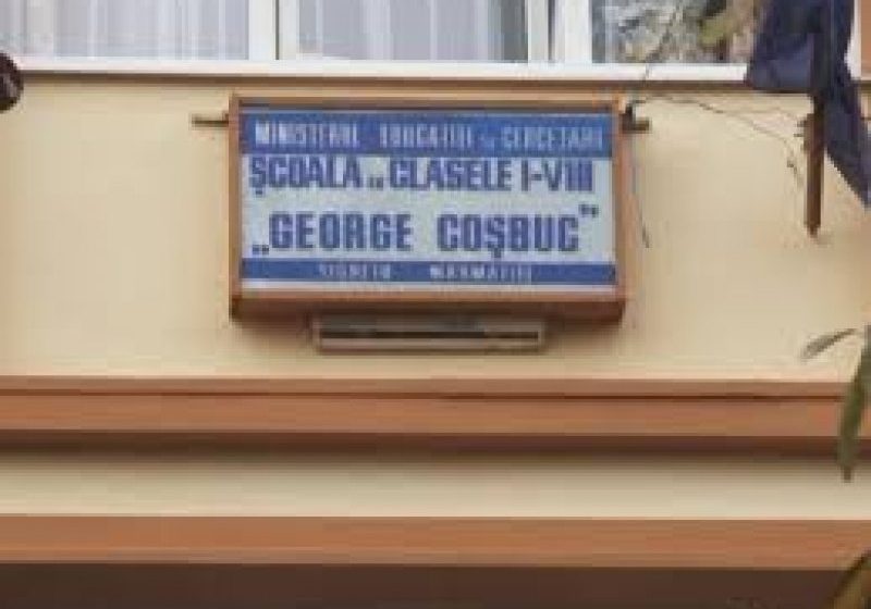 SIGHET: Şcoala Gimnazială “George Coşbuc” a beneficiat de proiectul “Ajutăm împreună”, derulat de cea mai mare societate comercială din municipiu