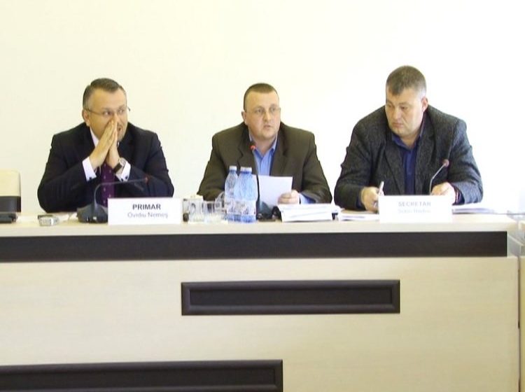 SIGHET: Consilierii locali au aprobat rectificarea bugetului pe 2014 SIGHET: Consilierii locali au aprobat rectificarea bugetului pe 2014