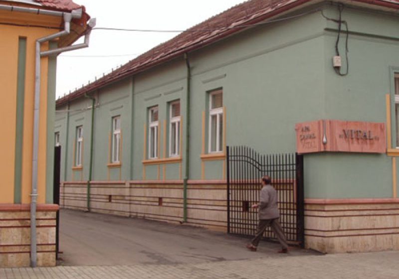 BAIA MARE: Geza Gasparik, directorul general al societăţii Vital, cea care se ocupă de distribuţia apei în judeţul Maramureş, şi-a dat demisia BAIA MARE: Geza Gasparik, directorul general al societăţii Vital, cea care se ocupă de distribuţia apei în judeţul Maramureş, şi-a dat demisia