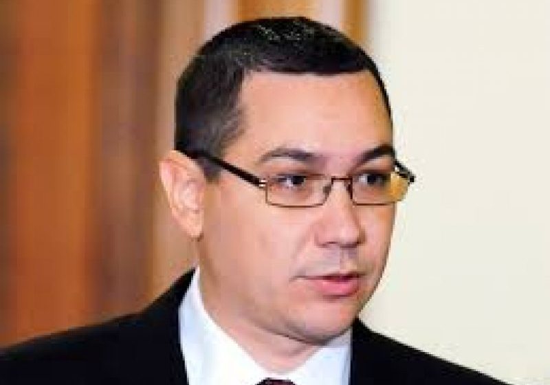 PONTA: "Spre deosebire de alți lideri politici, am obligația să văd ce se întâmplă cu autostrăzile, spitalele, școlile"