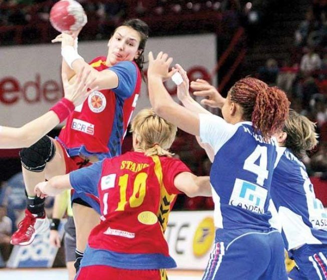 HANDBAL: România, în urna a treia valorică la tragerea la sorţi a grupelor CE de handbal din 2014 HANDBAL: România, în urna a treia valorică la tragerea la sorţi a grupelor CE de handbal din 2014