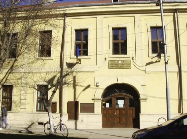 SIGHET: Emoţii la Liceului Teoretic „Leowey Klara” SIGHET: Emoţii la Liceului Teoretic „Leowey Klara”