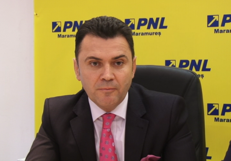 DOLHA: "Îi cer premierului Victor Ponta să se dezică public de epigonii-securişti de tipul lui Pop Liviu Marian"