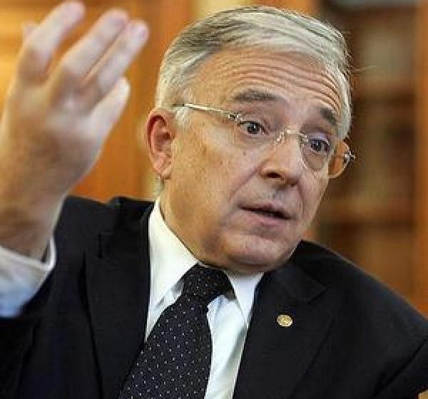 BNR: Mugur Isărescu, aviz favorabil din partea comisiilor parlamentare pentru un nou mandat de guvernator